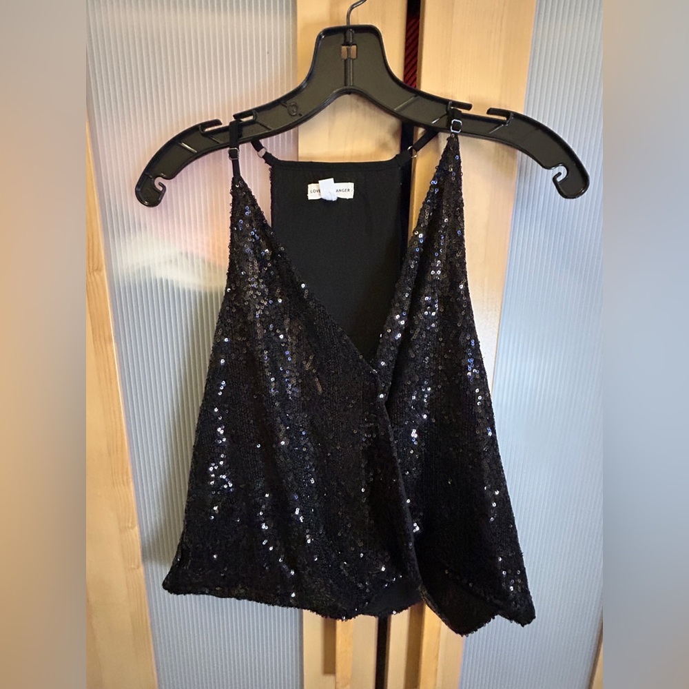 Love on a hanger sequins black tank top Size medium